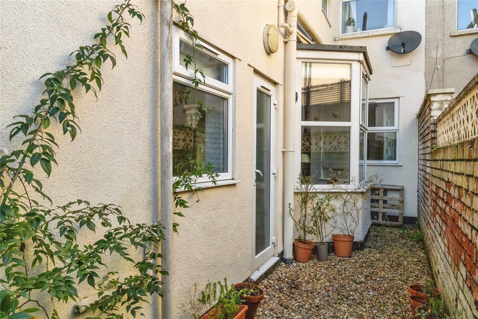 2 bedroom Flat for sale in Southville