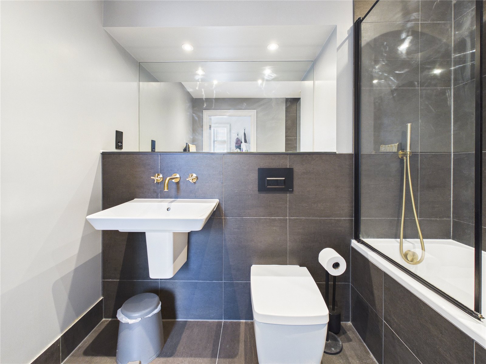 2 bedroom Flat for sale in Bristol