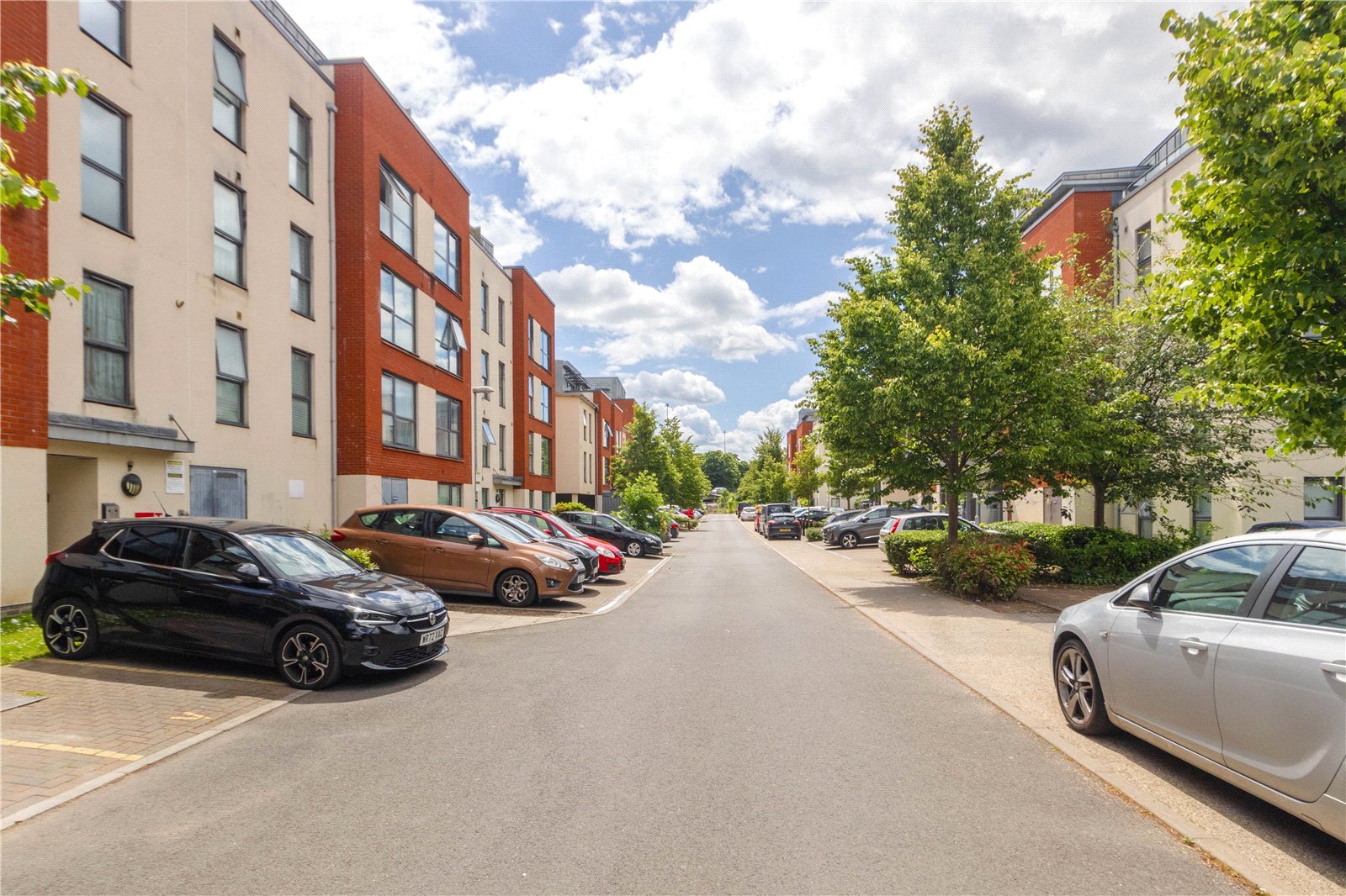 2 bedroom Flat for sale in Bower Ashton, BRISTOL
