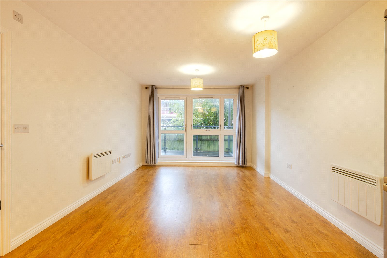 2 bedroom Flat for sale in Bower Ashton, BRISTOL
