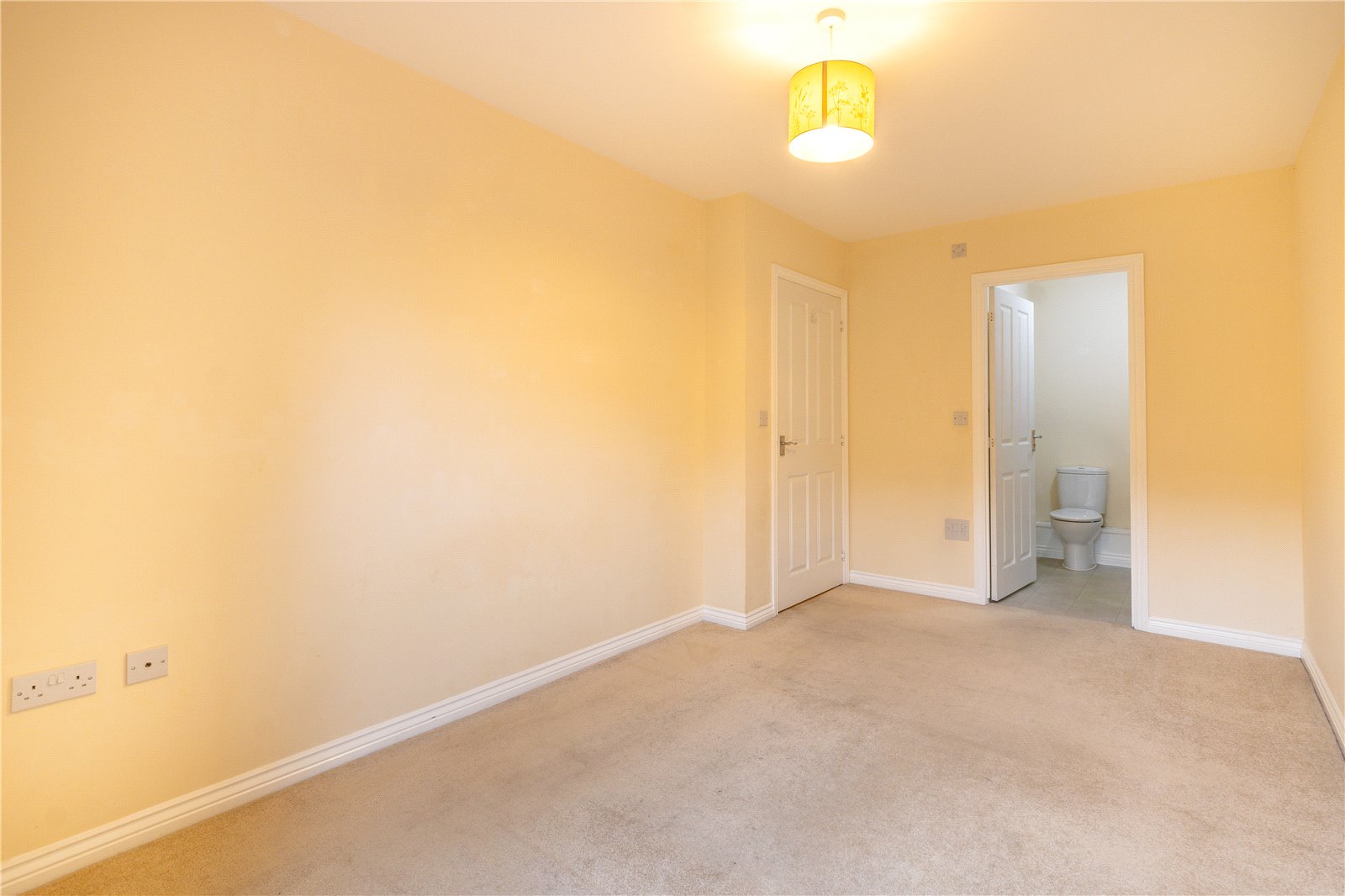 2 bedroom Flat for sale in Bower Ashton, BRISTOL