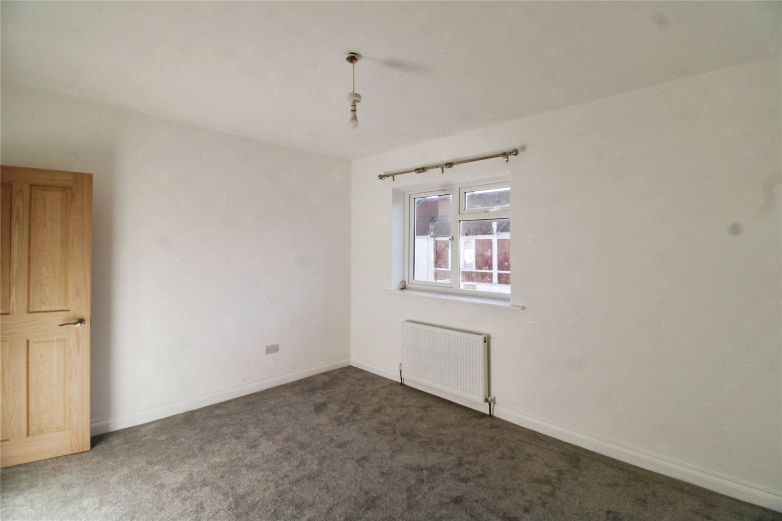 2 bedroom House to let in Bristol