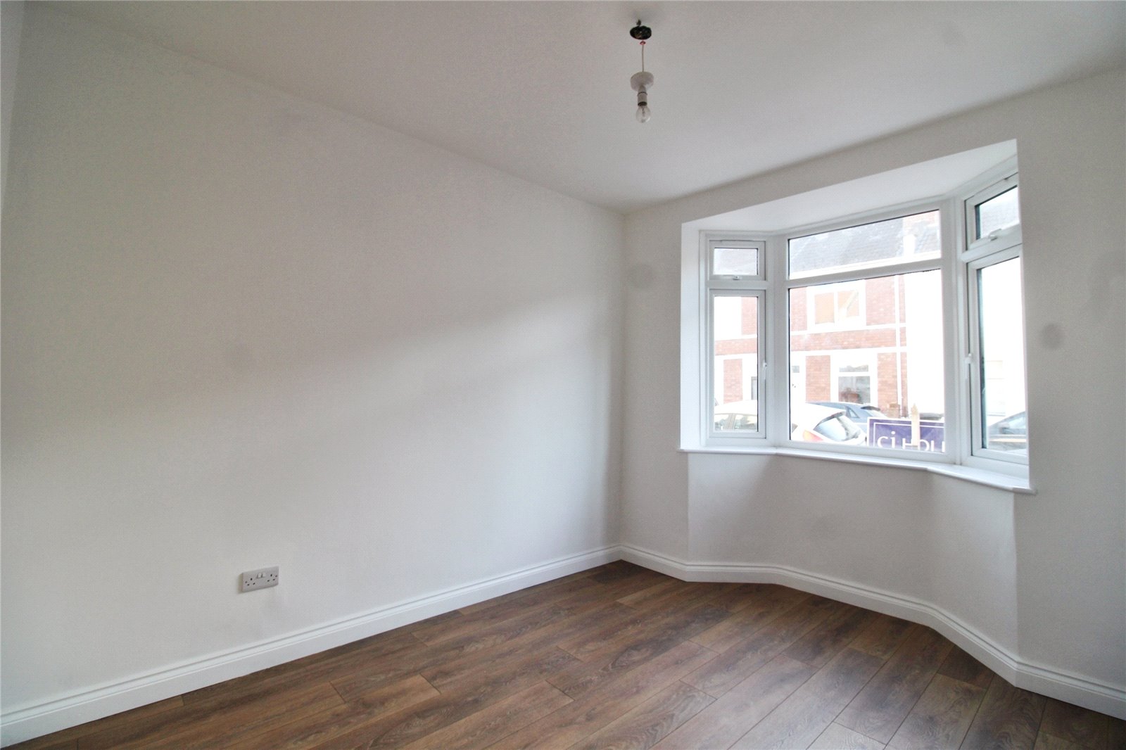 2 bedroom House to let in Bristol
