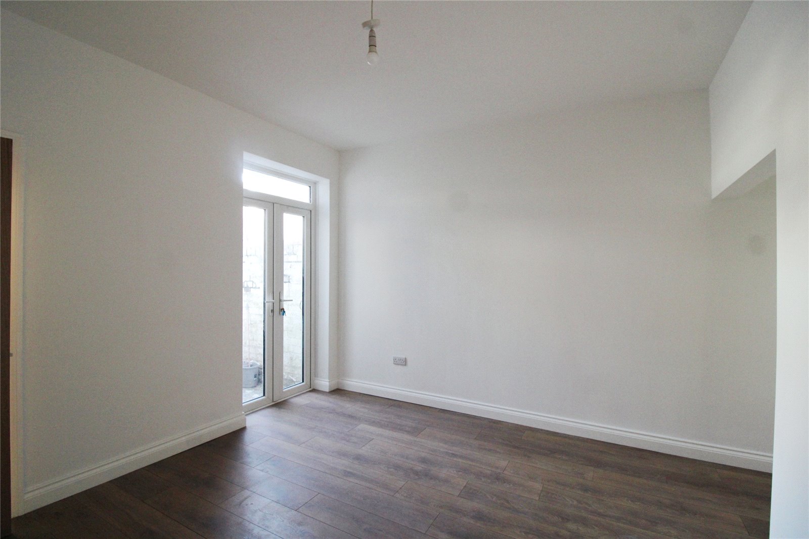 2 bedroom House to let in Bristol