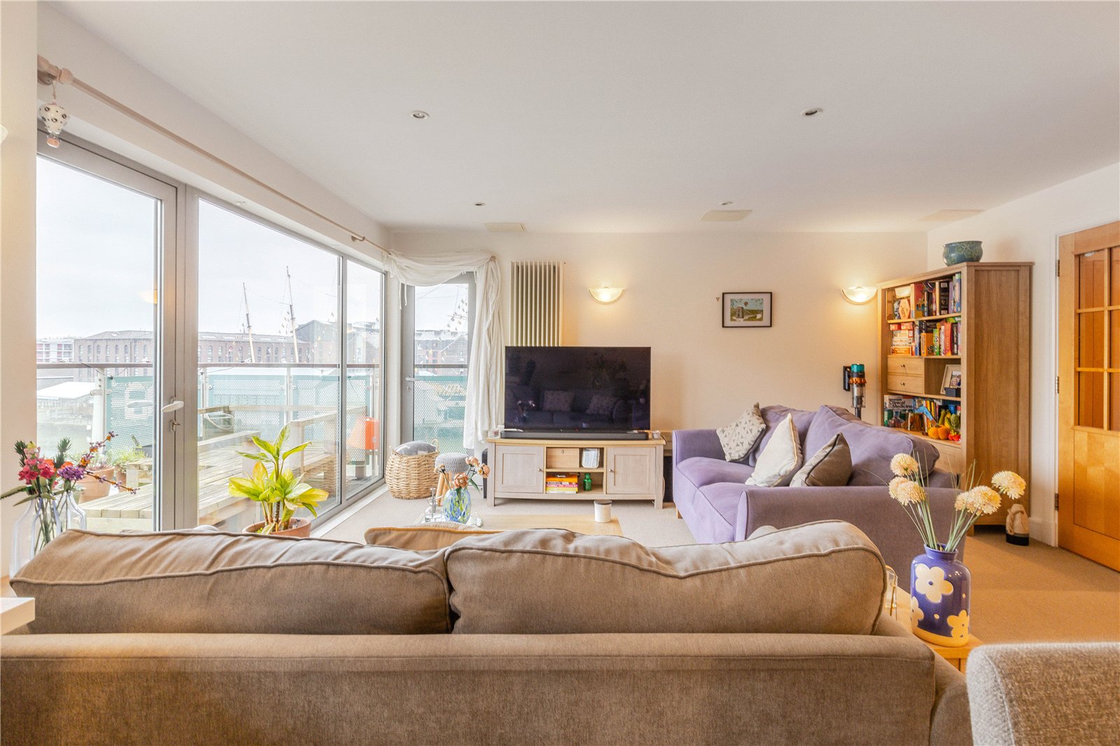 2 bedroom Flat for sale in Hotwell Road, Bristol