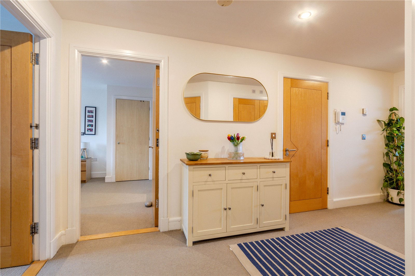 2 bedroom Flat for sale in Hotwell Road, Bristol
