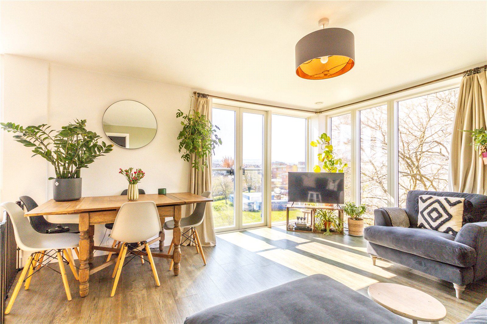 2 bedroom Flat for sale in Bristol