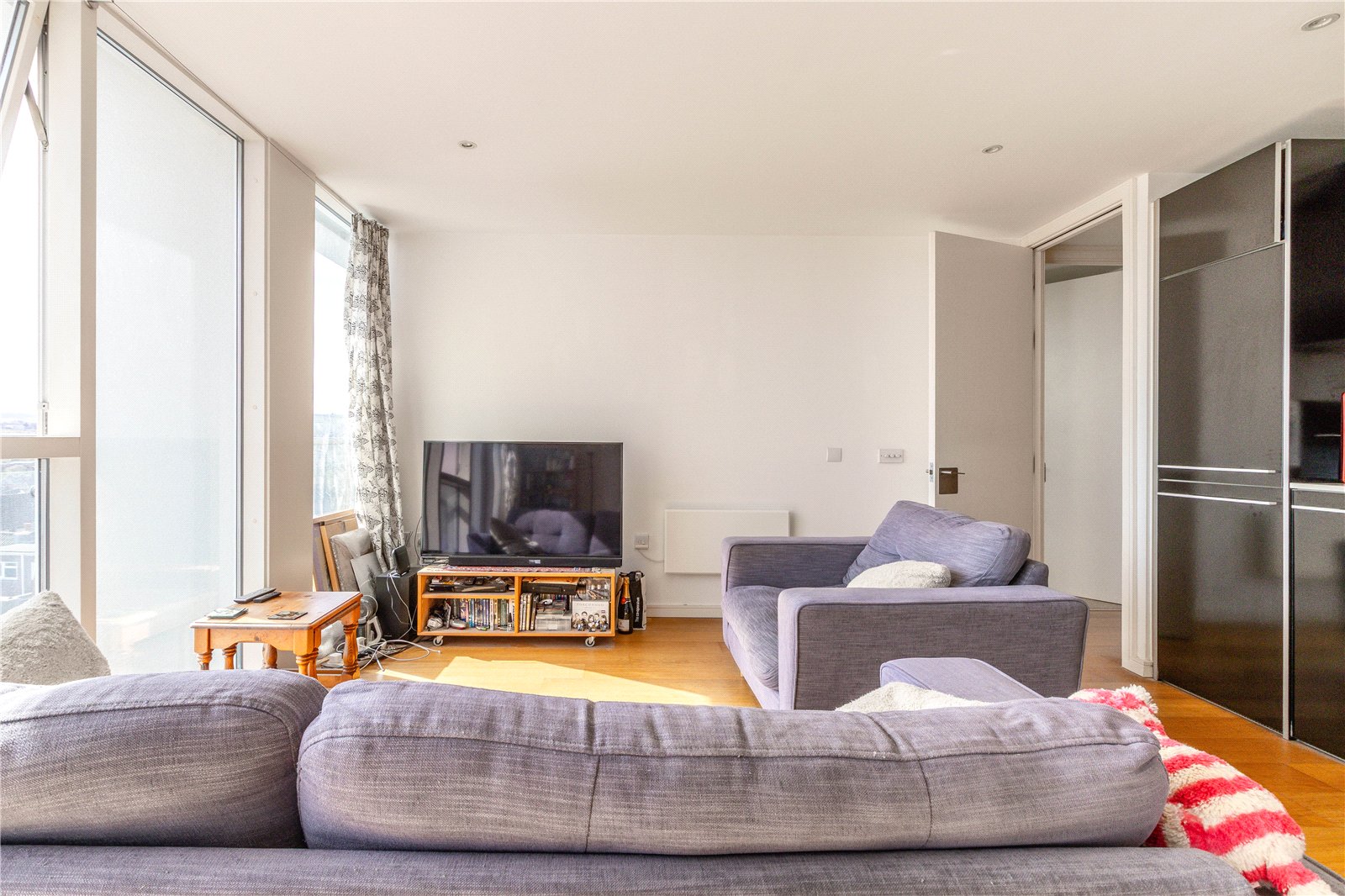2 bedroom Flat for sale in Skypark Road