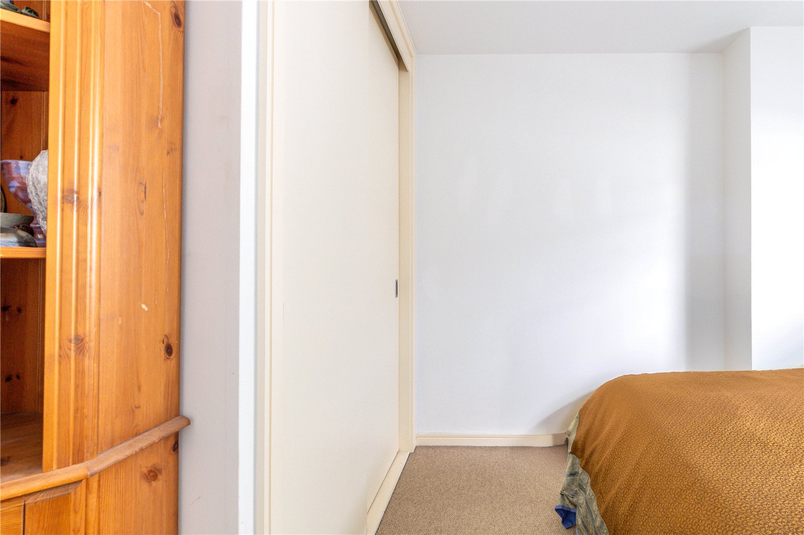 2 bedroom Flat for sale in Skypark Road