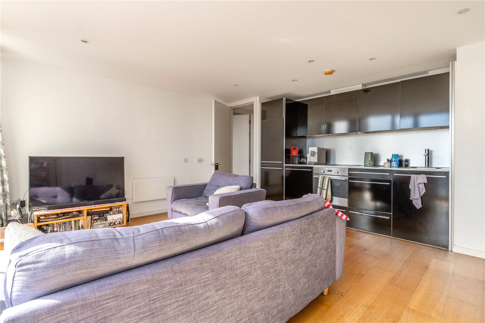 2 bedroom Flat for sale in Skypark Road