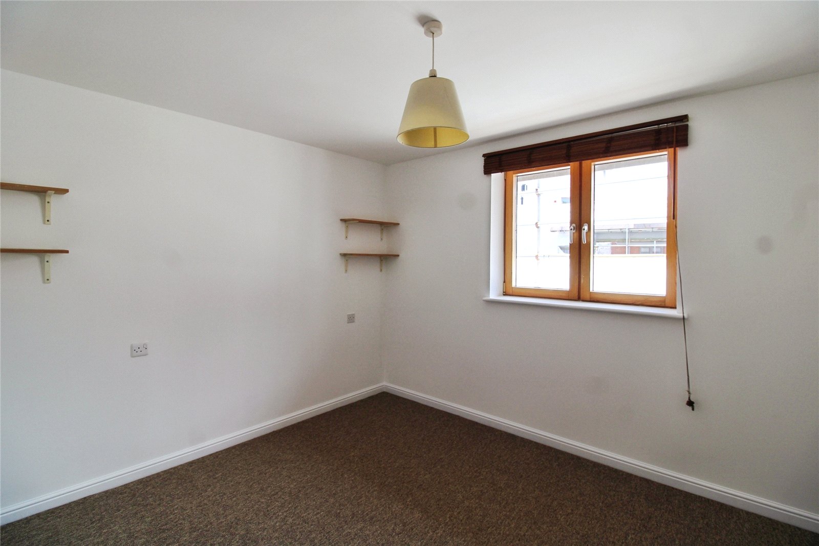2 bedroom Flat to let in Bristol
