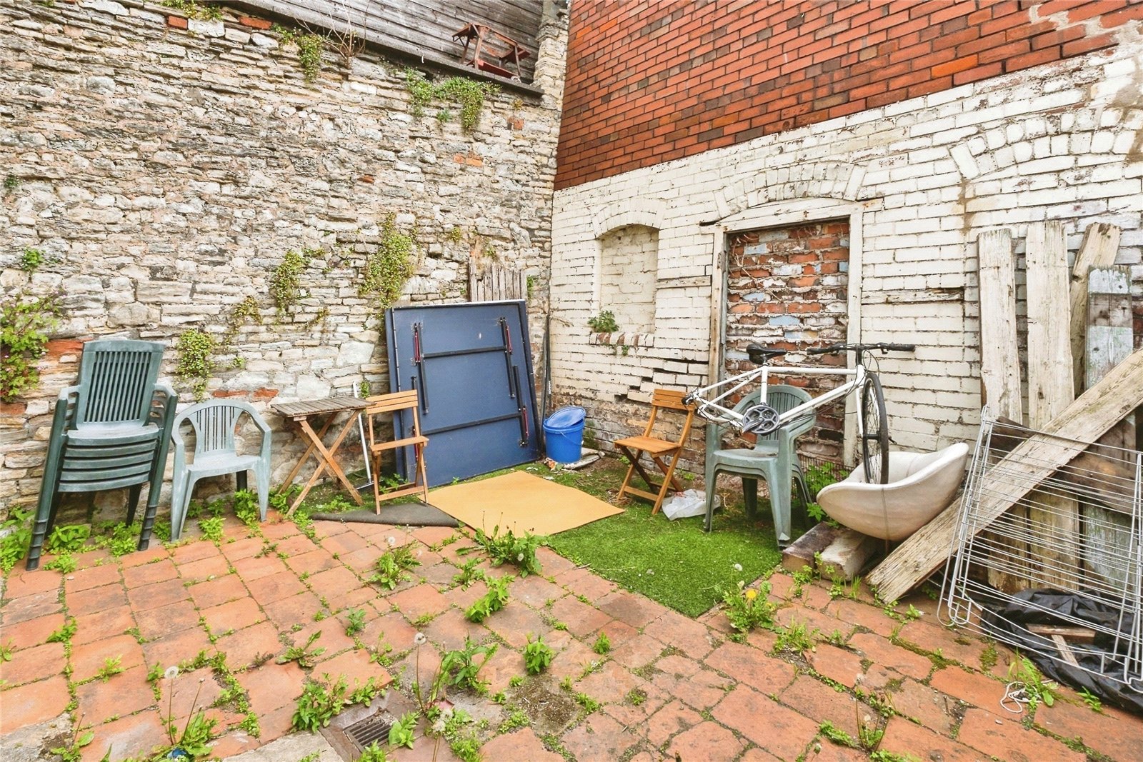 2 bedroom House for sale in Bristol