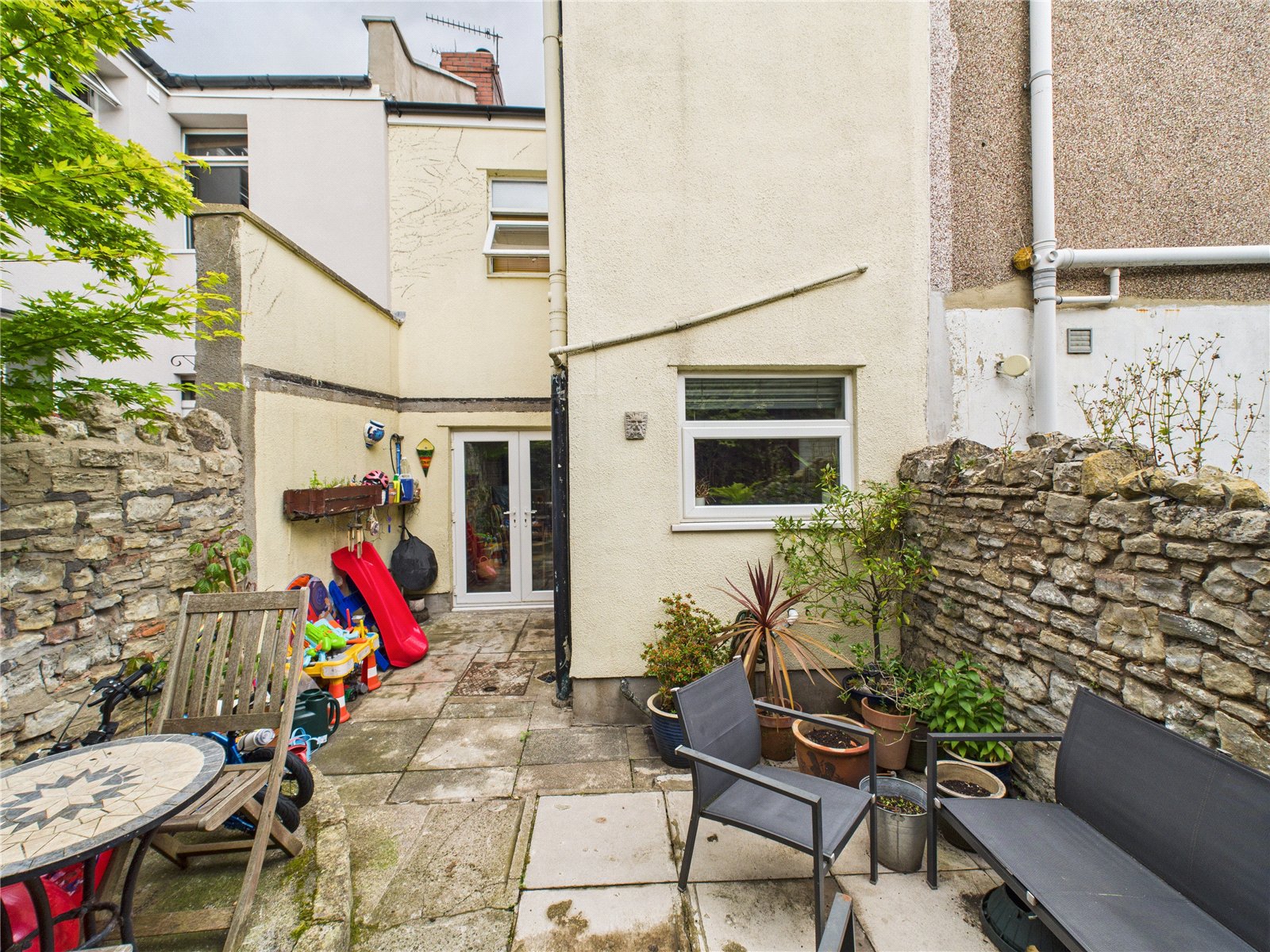 2 bedroom House for sale in Bristol