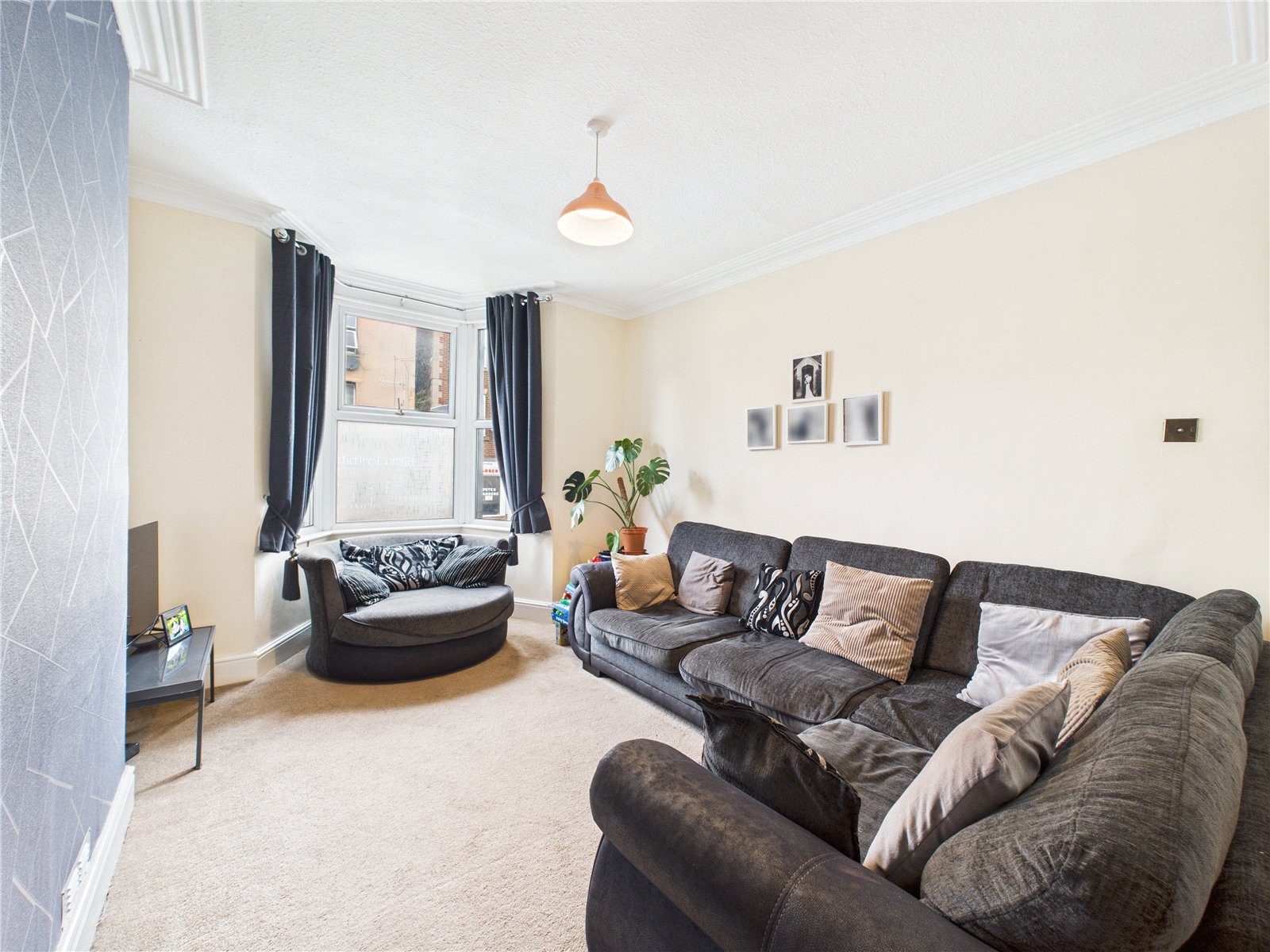 2 bedroom House for sale in Bristol