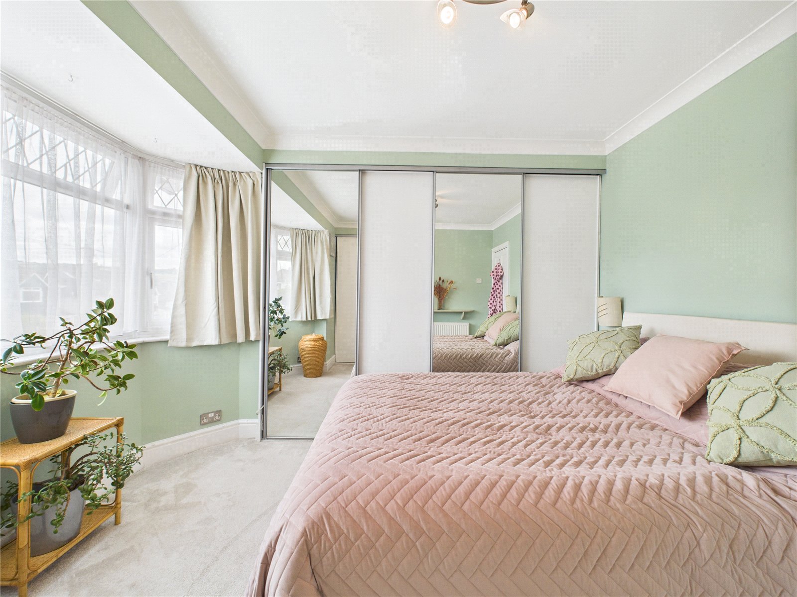 2 bedroom House for sale in Bristol