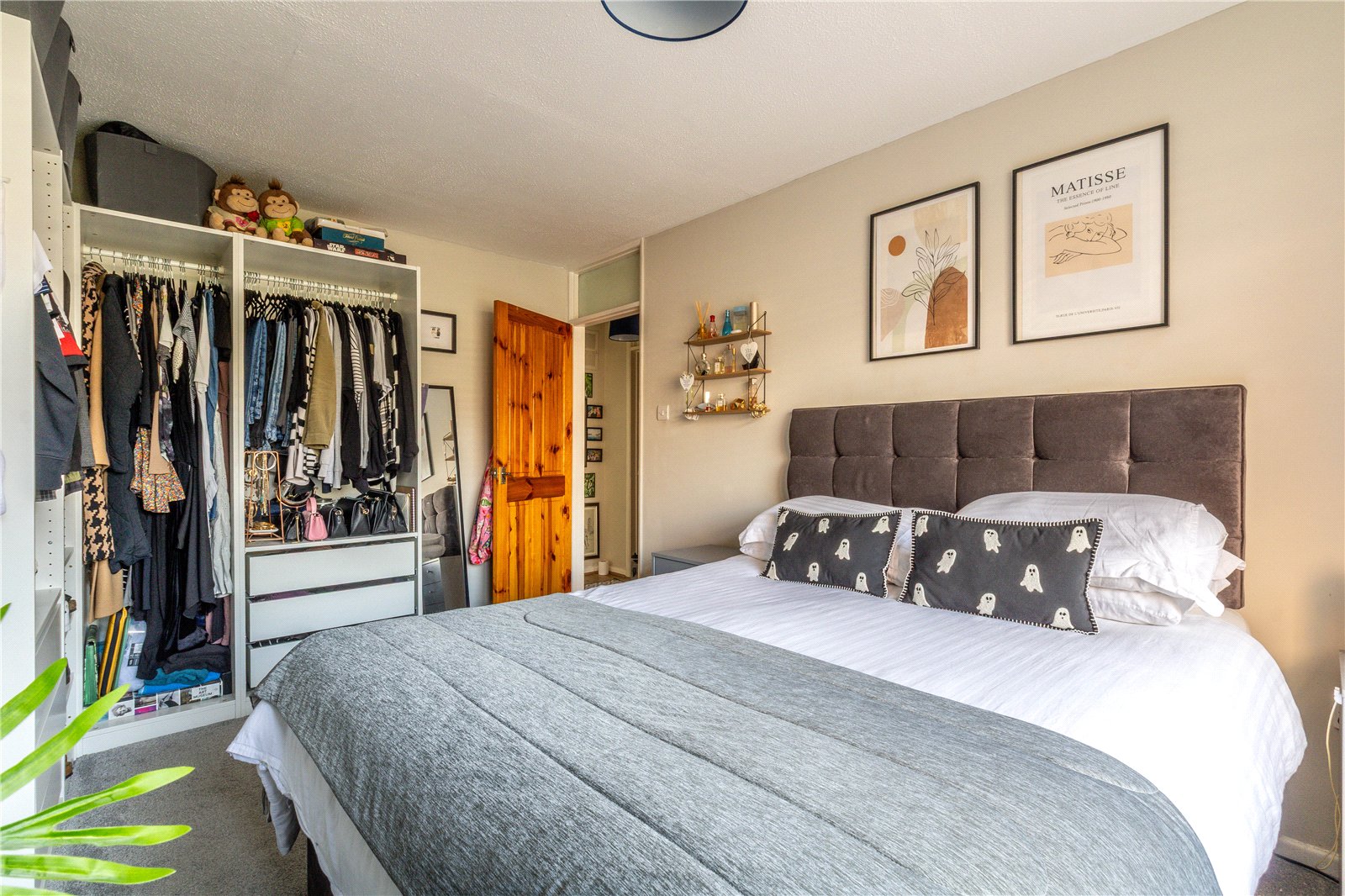 2 bedroom Bungalow for sale in Whitchurch, Bristol