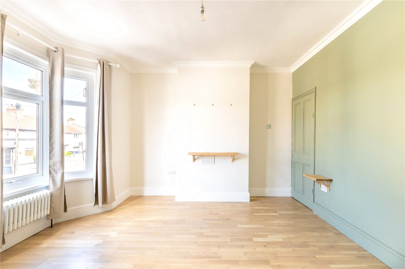 2 bedroom House to let in Bristol