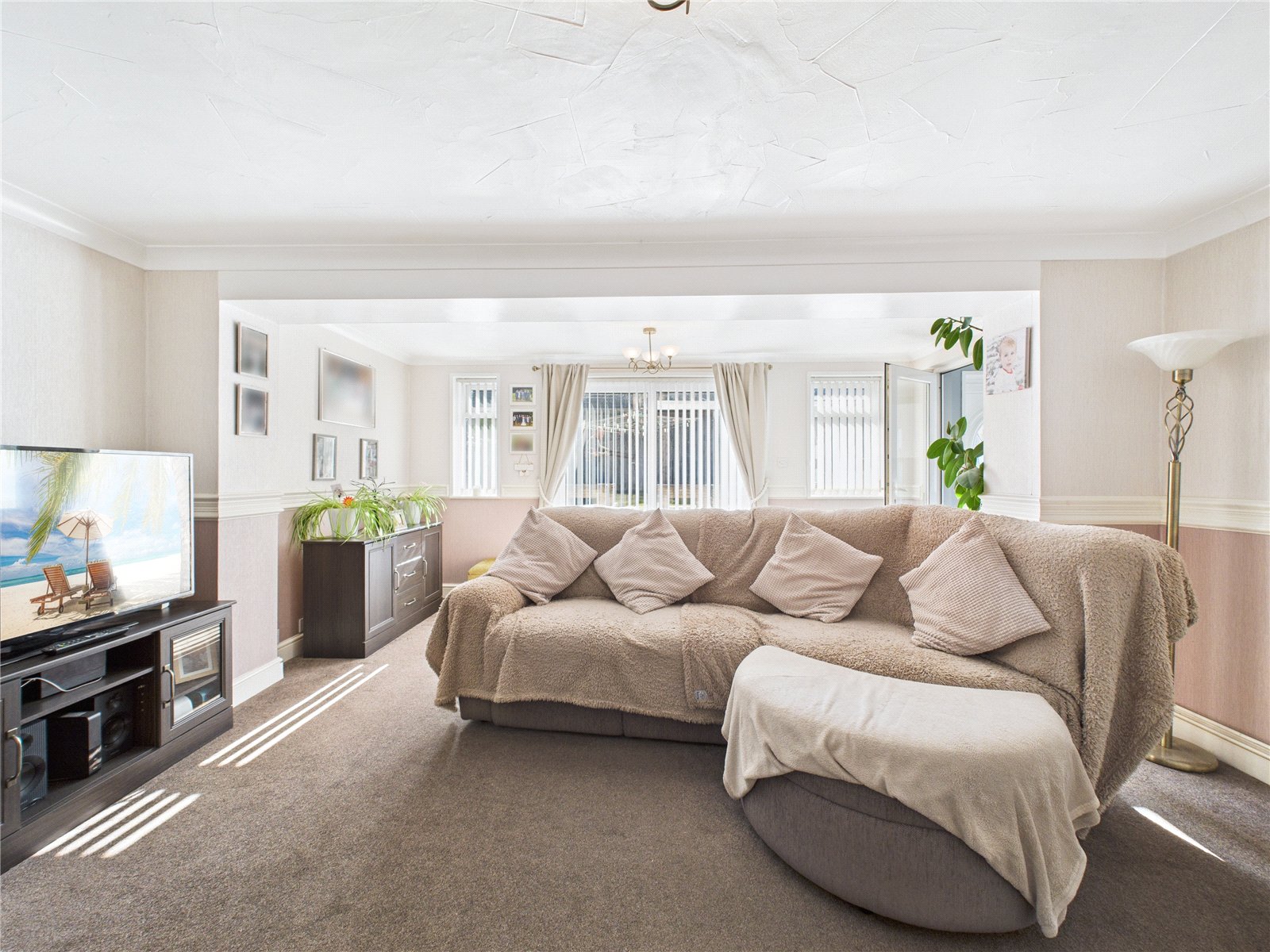 5 bedroom House for sale in Withywood