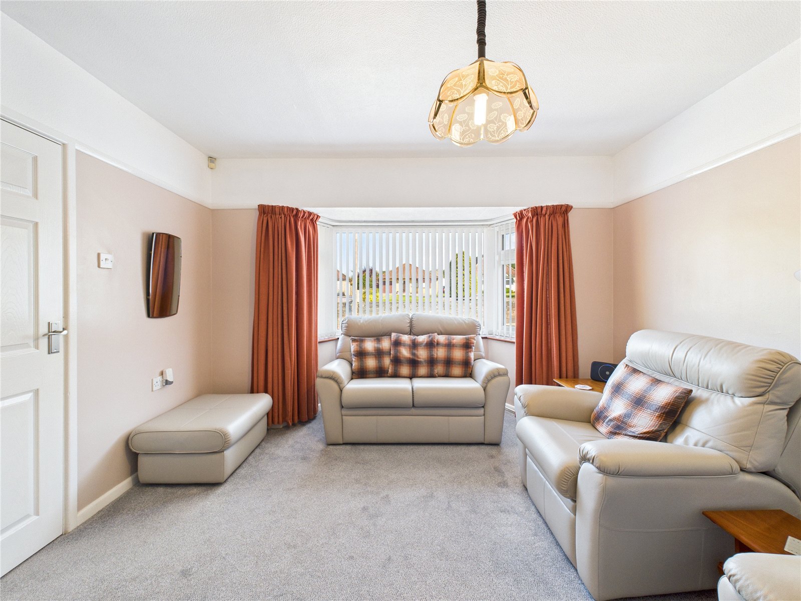 2 bedroom Bungalow for sale in Bristol