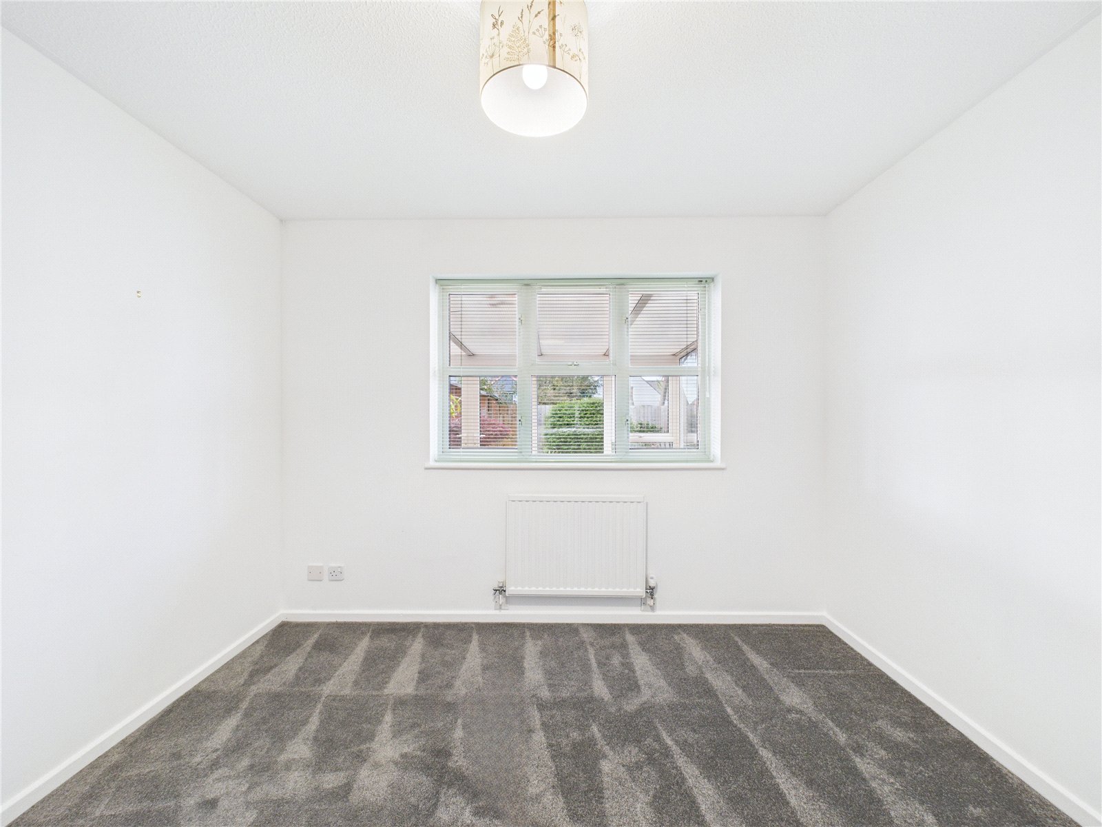 2 bedroom Bungalow for sale in Bristol
