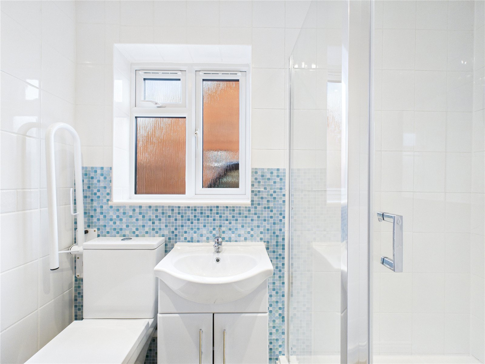 2 bedroom Bungalow for sale in Bristol