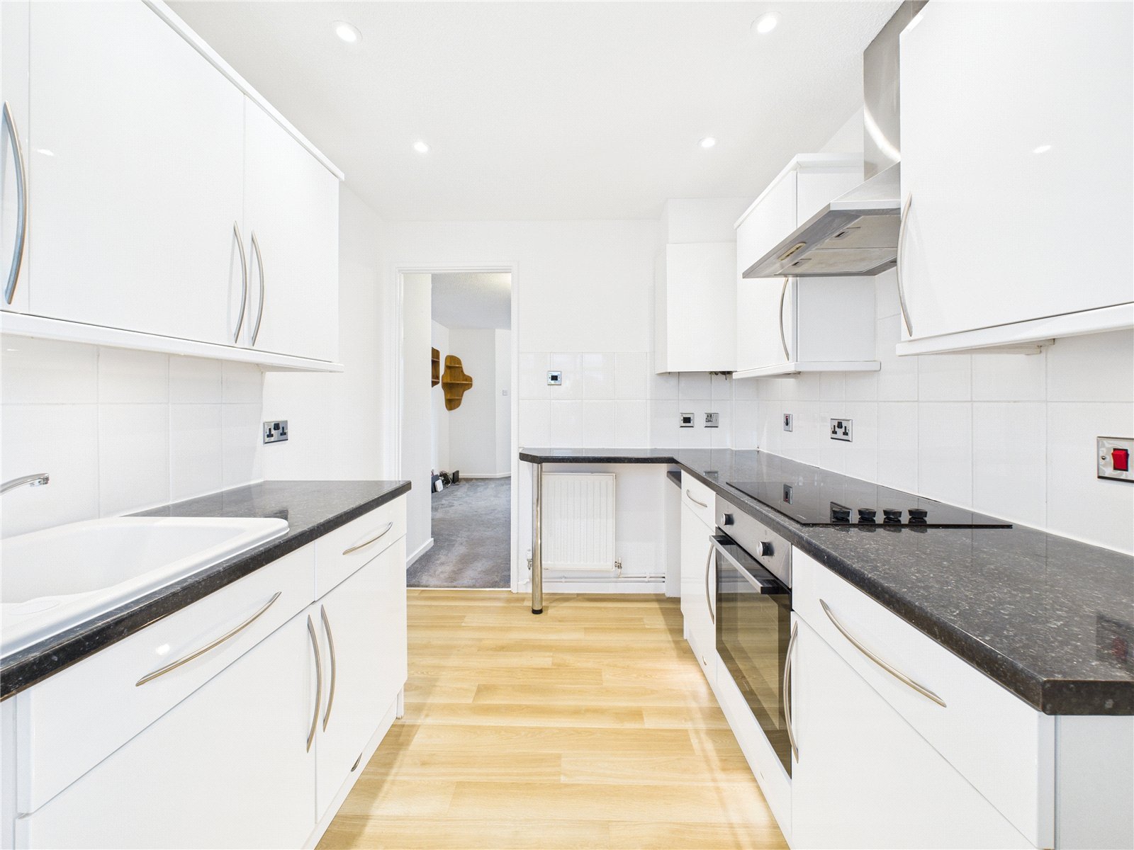 2 bedroom Bungalow for sale in Bristol