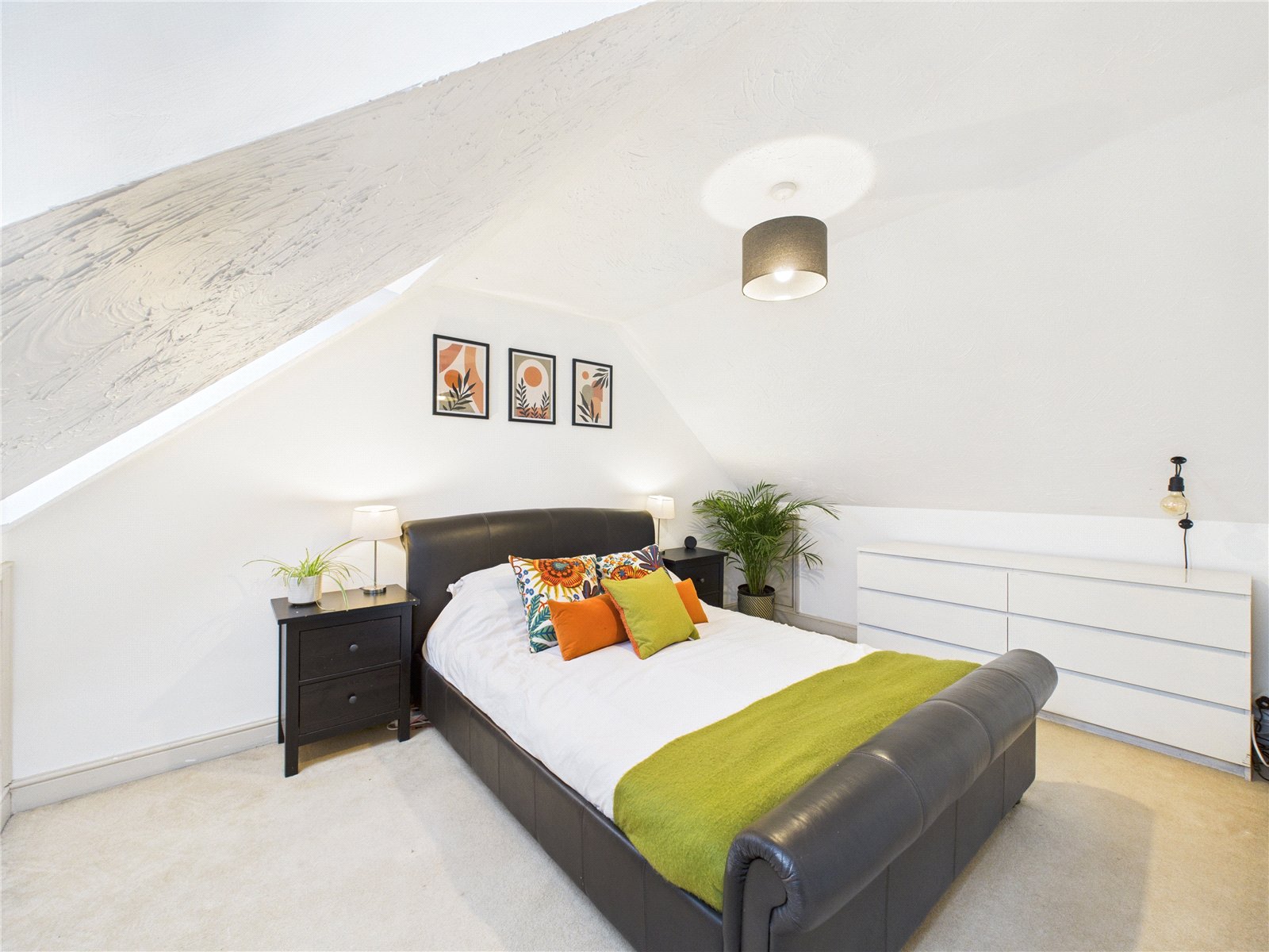 4 bedroom House for sale in Bristol