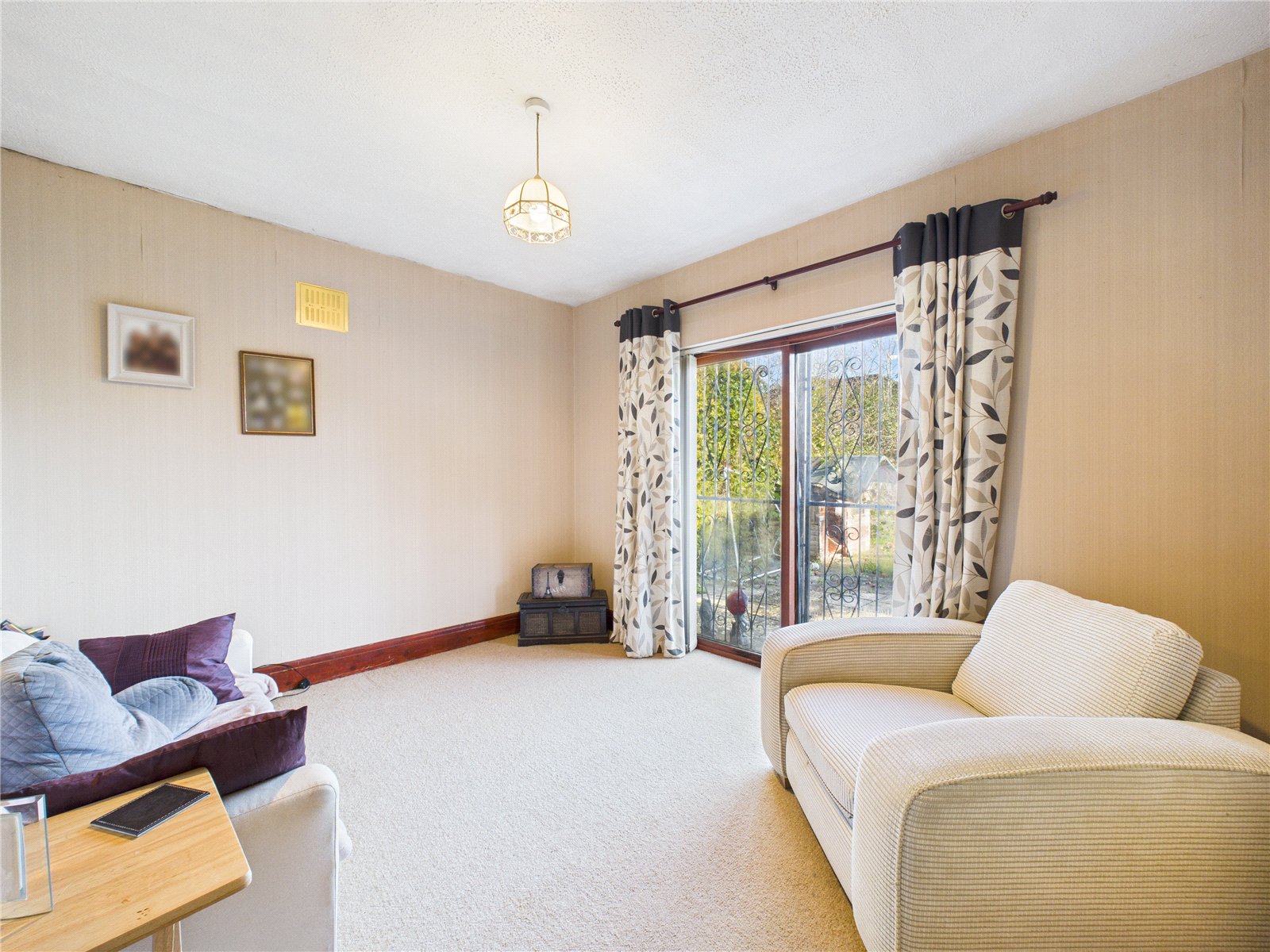 2 bedroom Bungalow for sale in Bristol