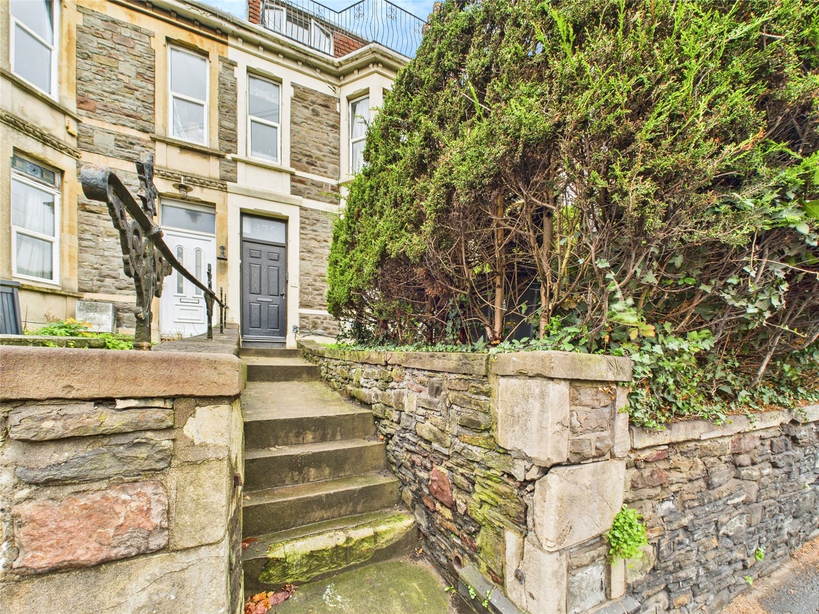 2 bedroom Flat for sale in Bristol