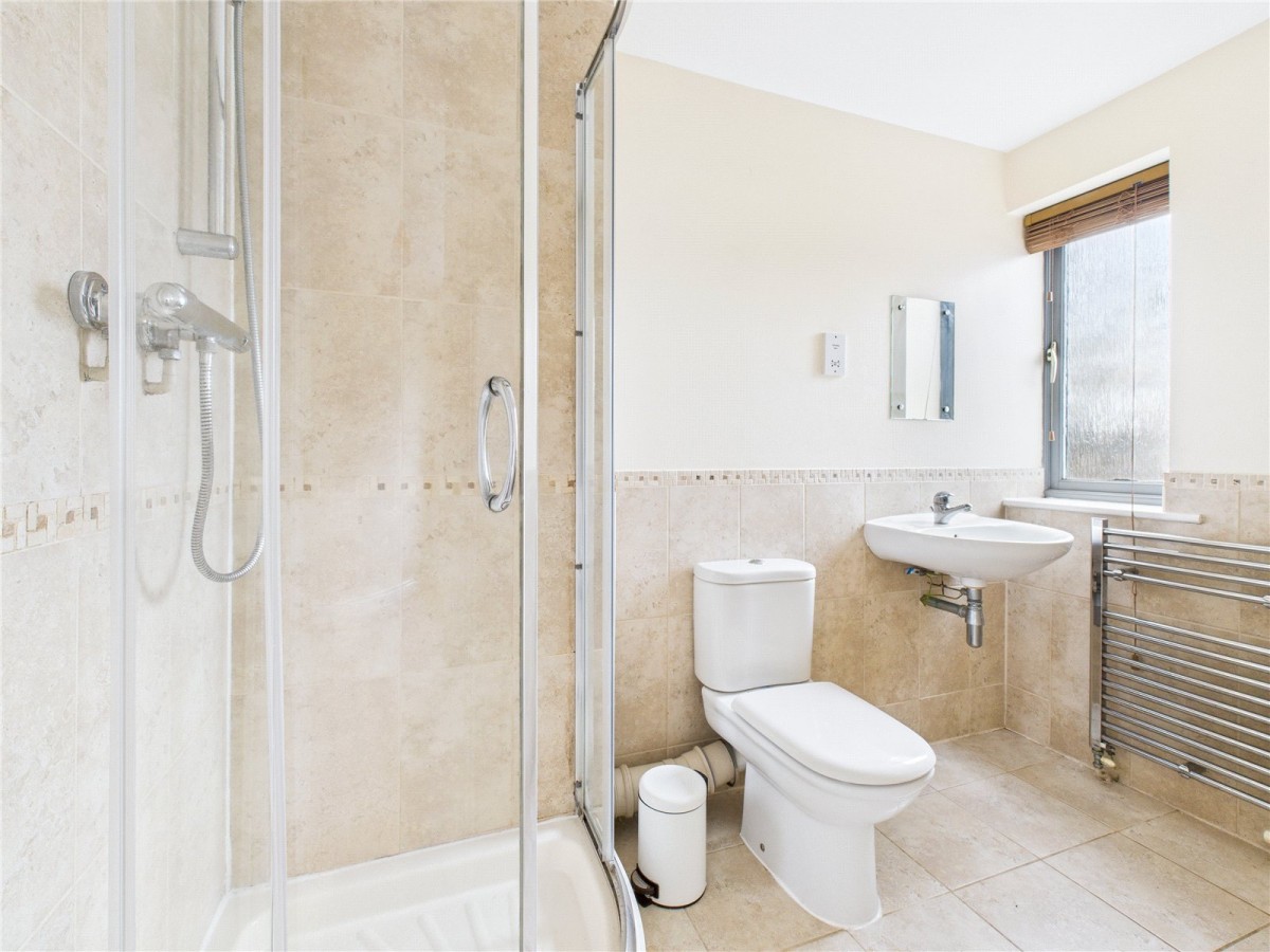 Myrtle Street, Southville