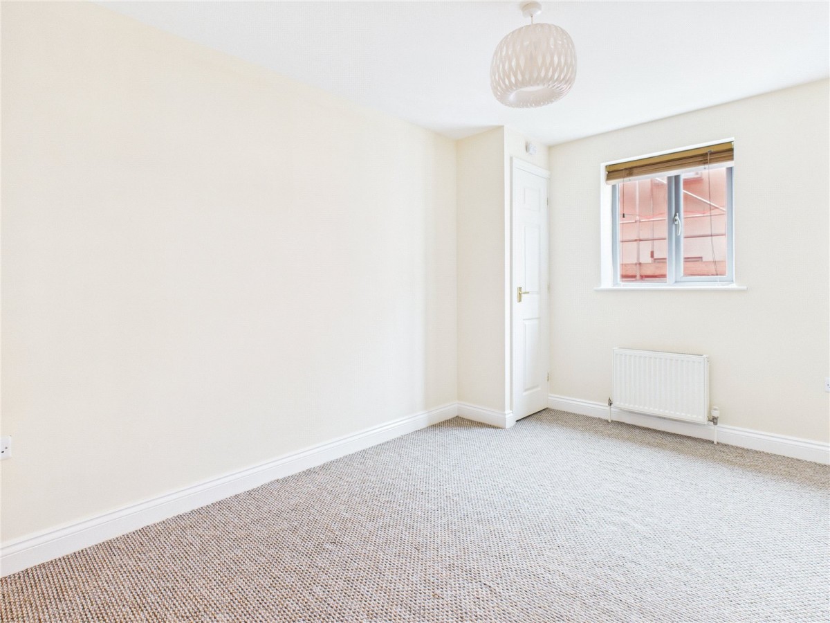 Myrtle Street, Southville