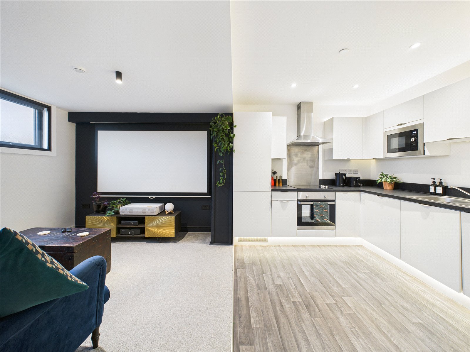 2 bedroom Flat for sale in Bristol