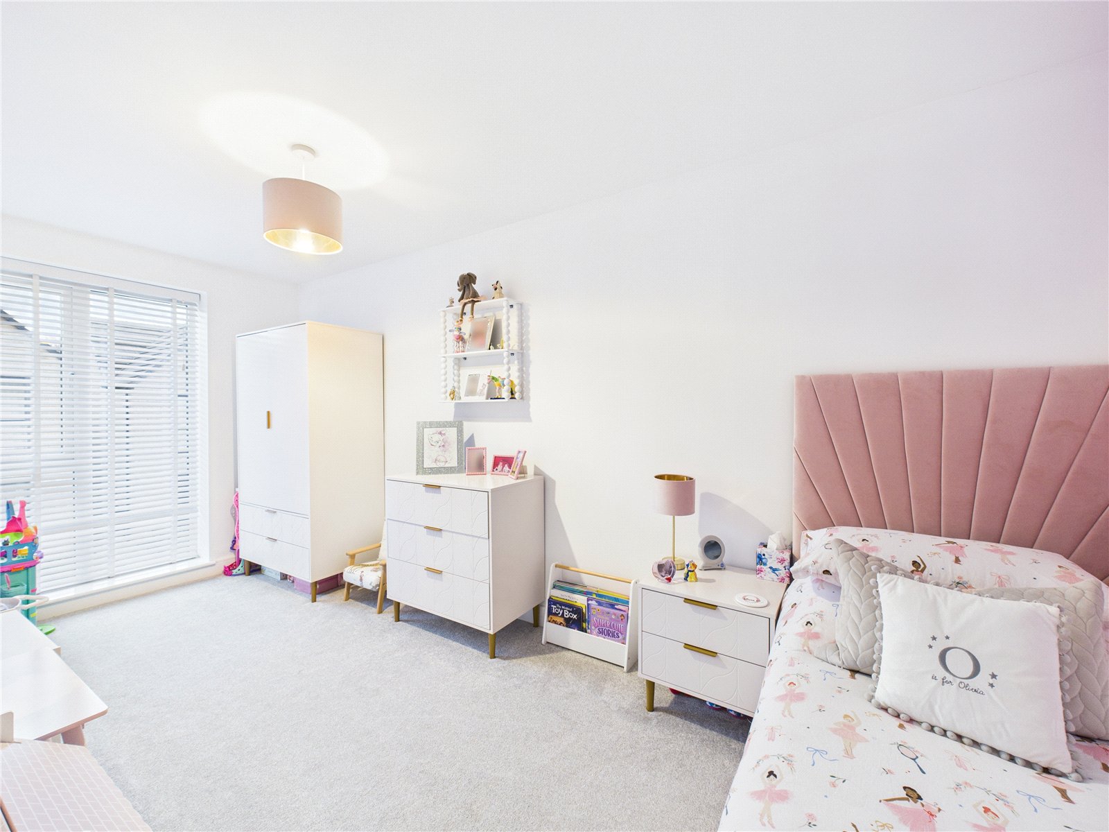 4 bedroom House for sale in Bristol