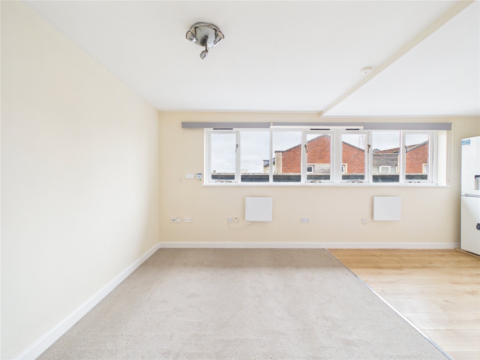 2 bedroom Flat for sale in Bristol