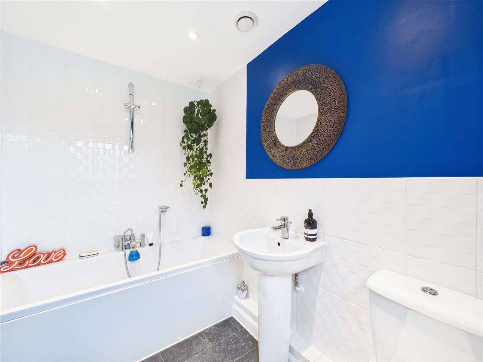 2 bedroom Flat for sale in Bristol