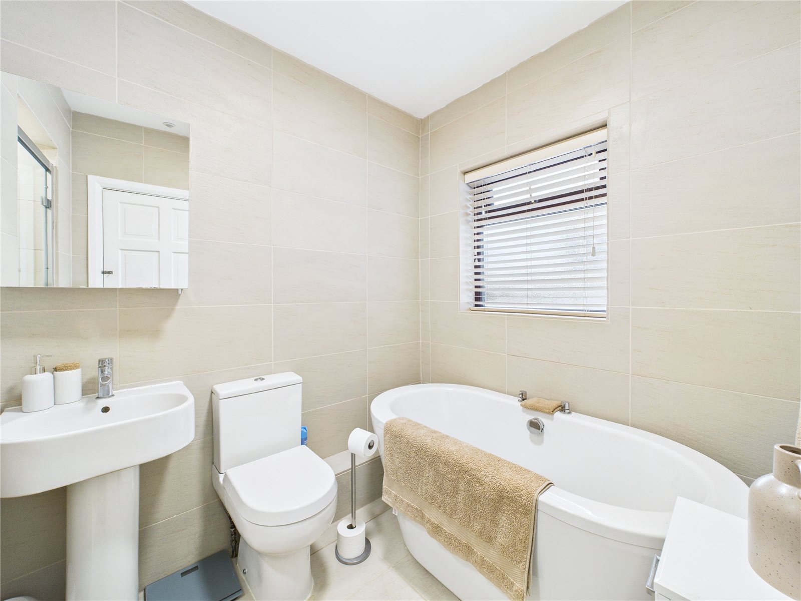 4 bedroom House for sale in Bristol