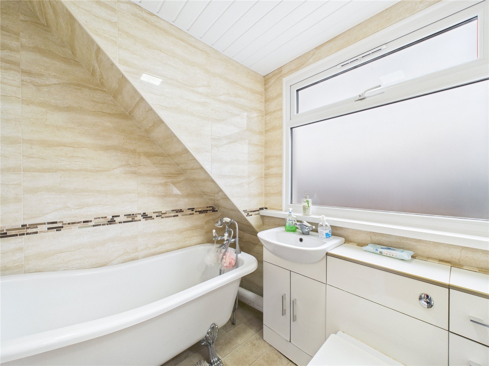 4 bedroom House for sale in Bristol