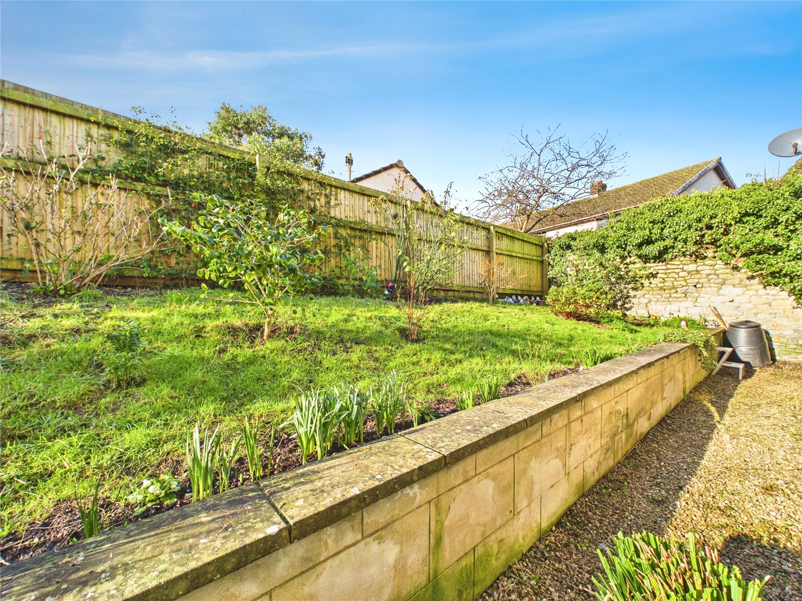 2 bedroom Bungalow for sale in Bristol