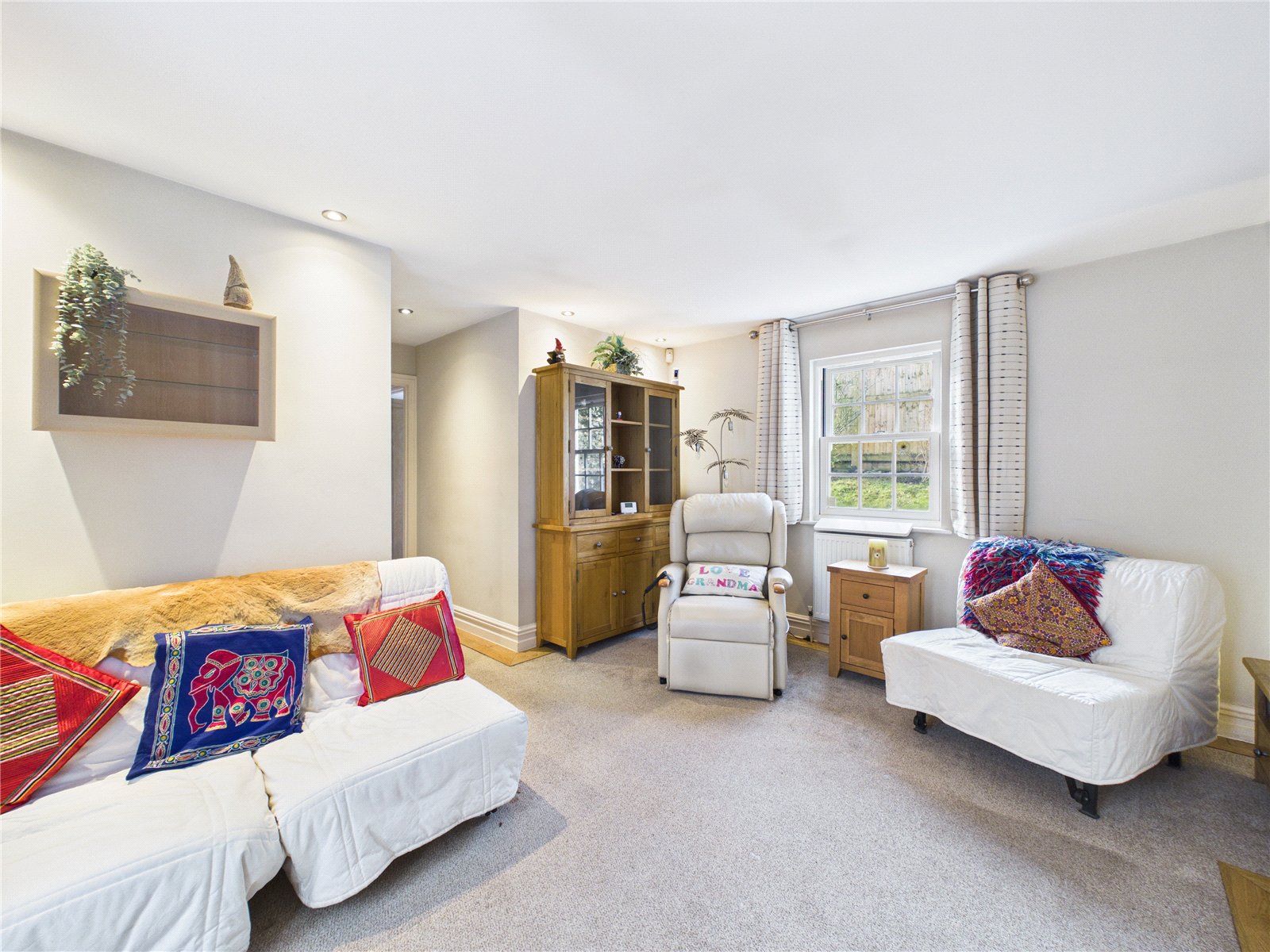 2 bedroom Bungalow for sale in Bristol