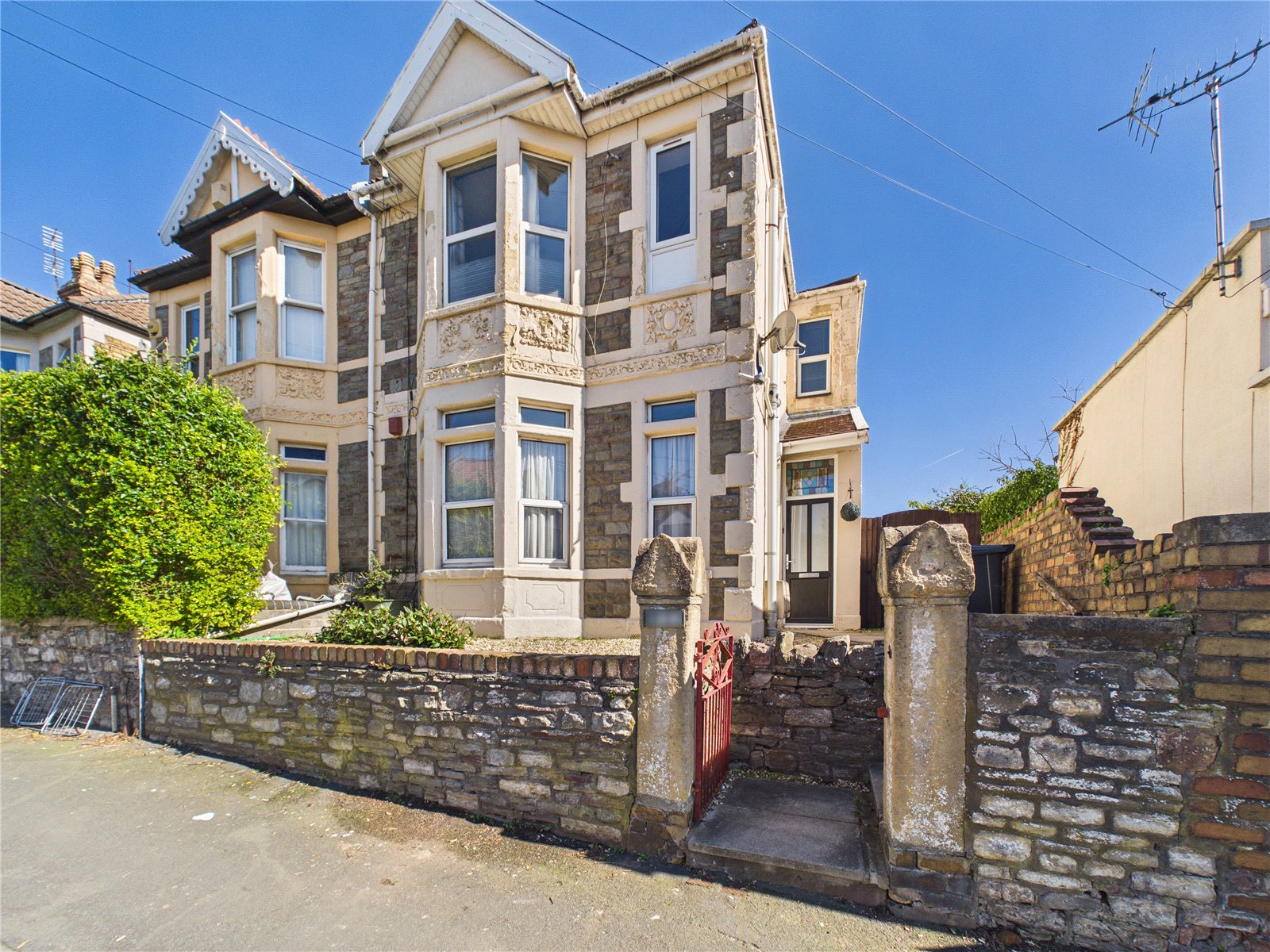 2 bedroom Flat for sale in Bristol