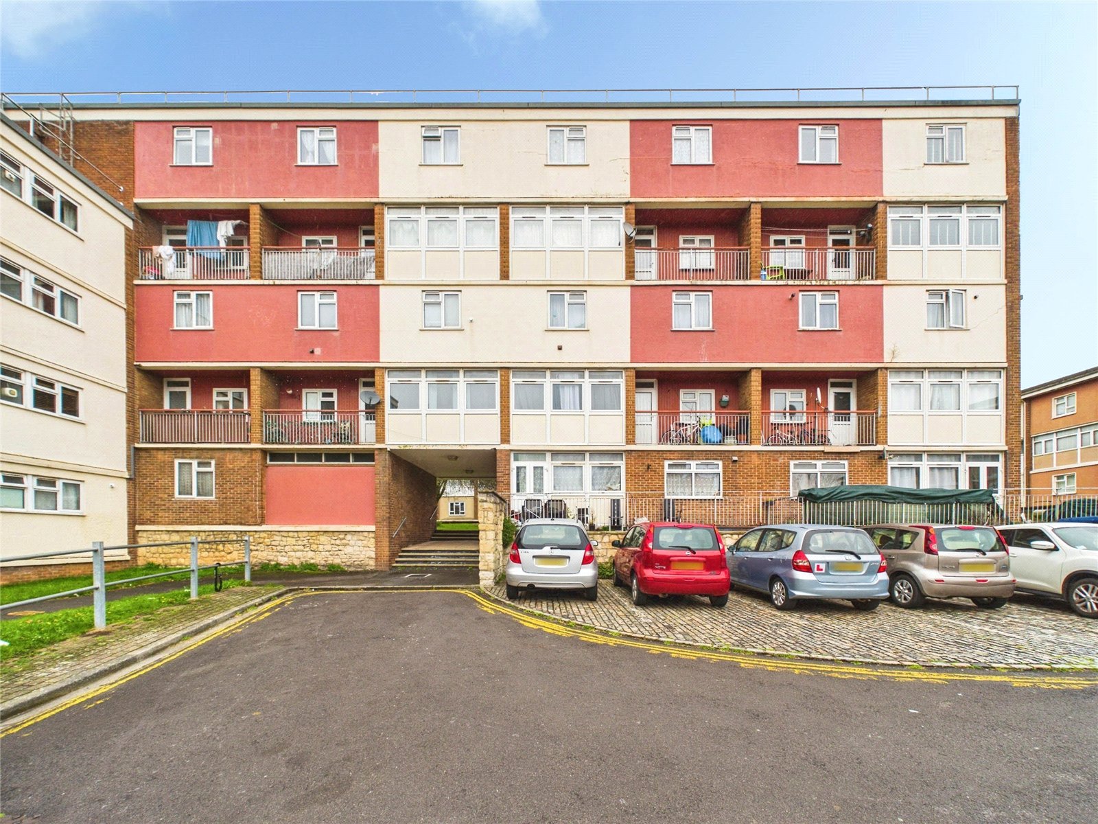 3 bedroom Flat for sale in Bristol