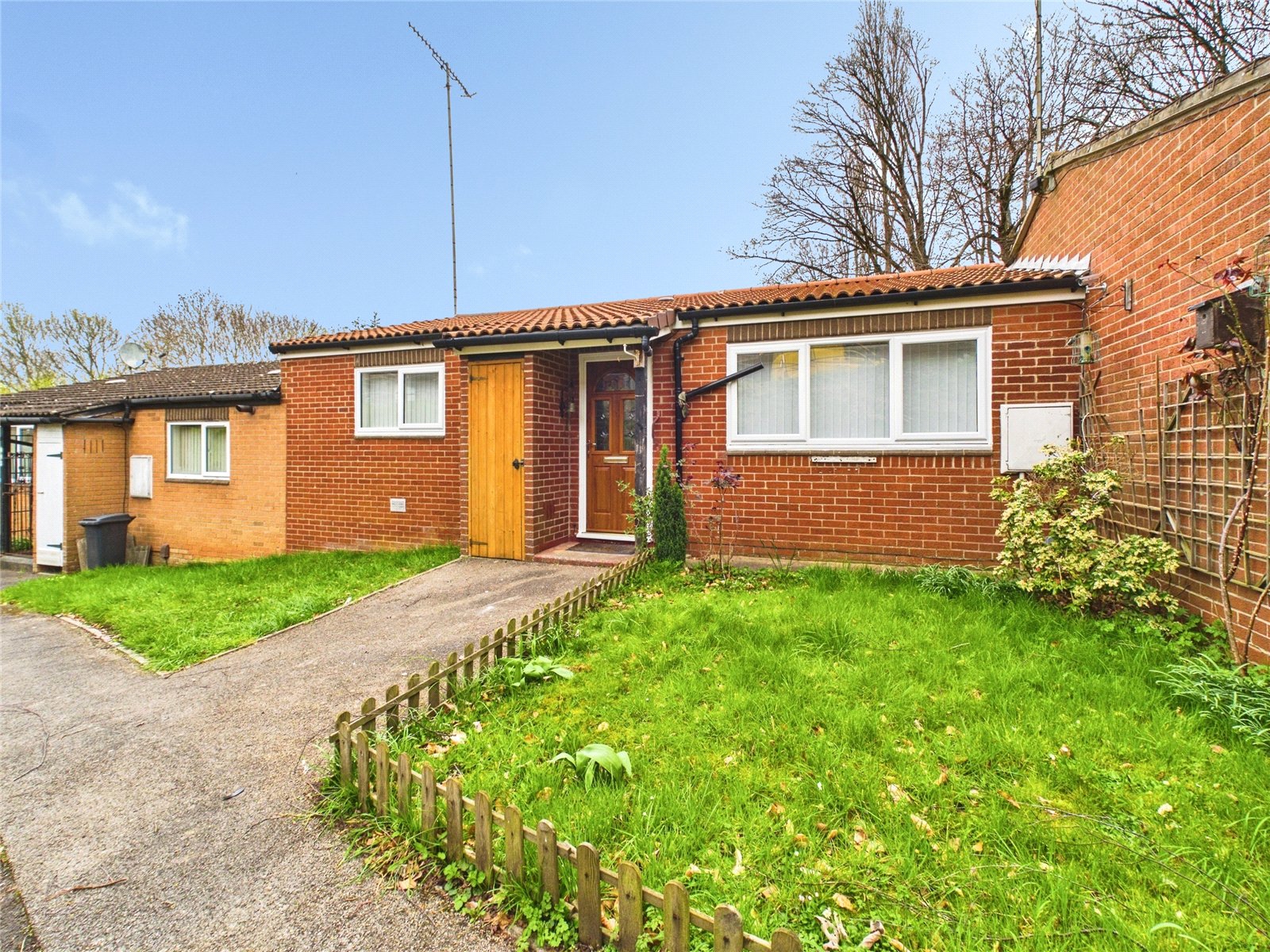 2 bedroom Bungalow for sale in Bristol