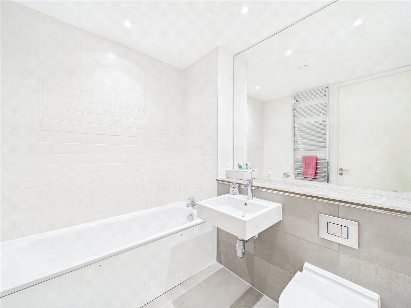 2 bedroom Flat for sale in Bristol