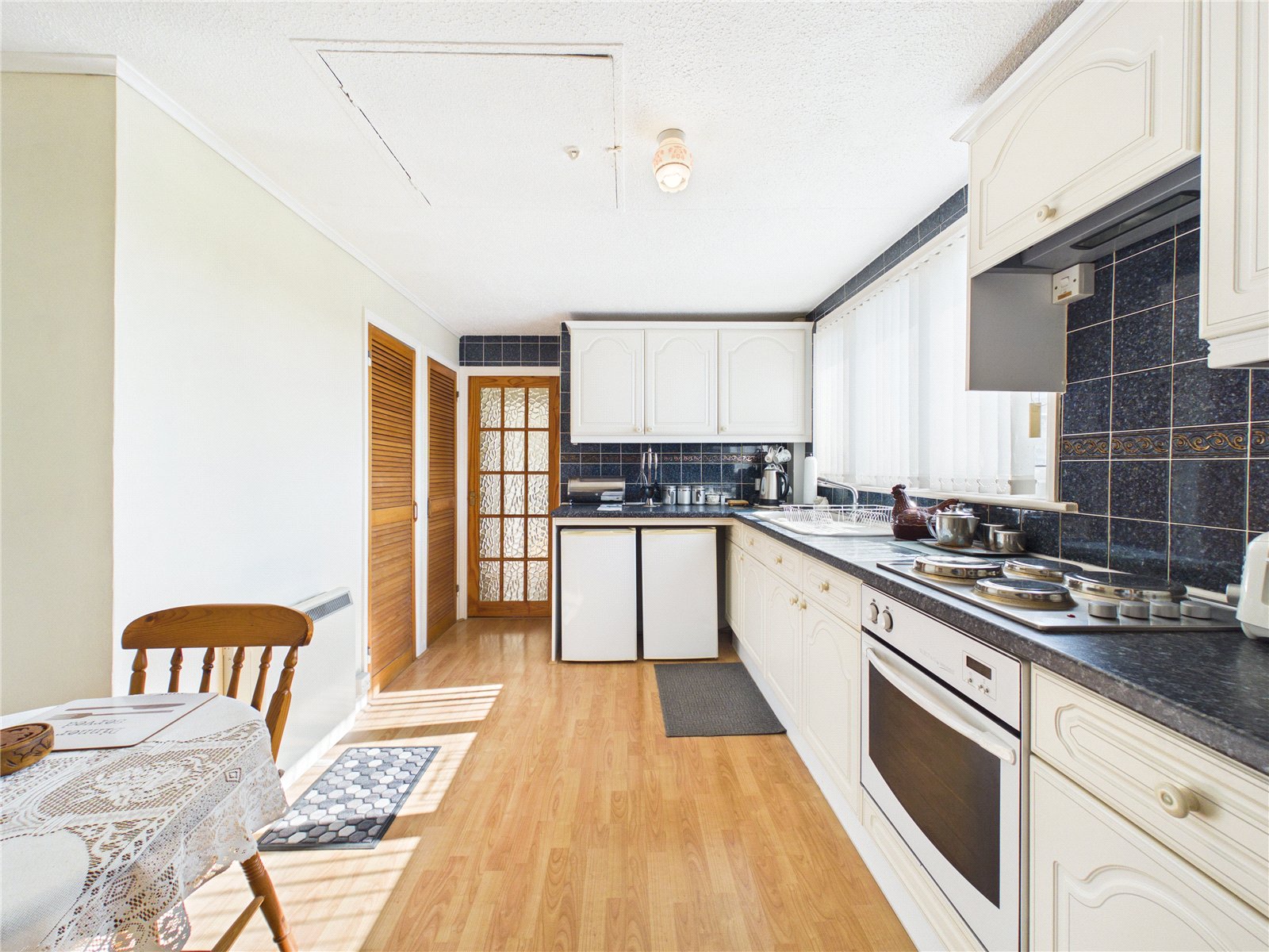2 bedroom Bungalow for sale in Bristol