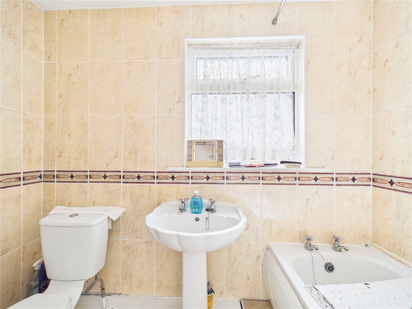 2 bedroom Bungalow for sale in Bristol