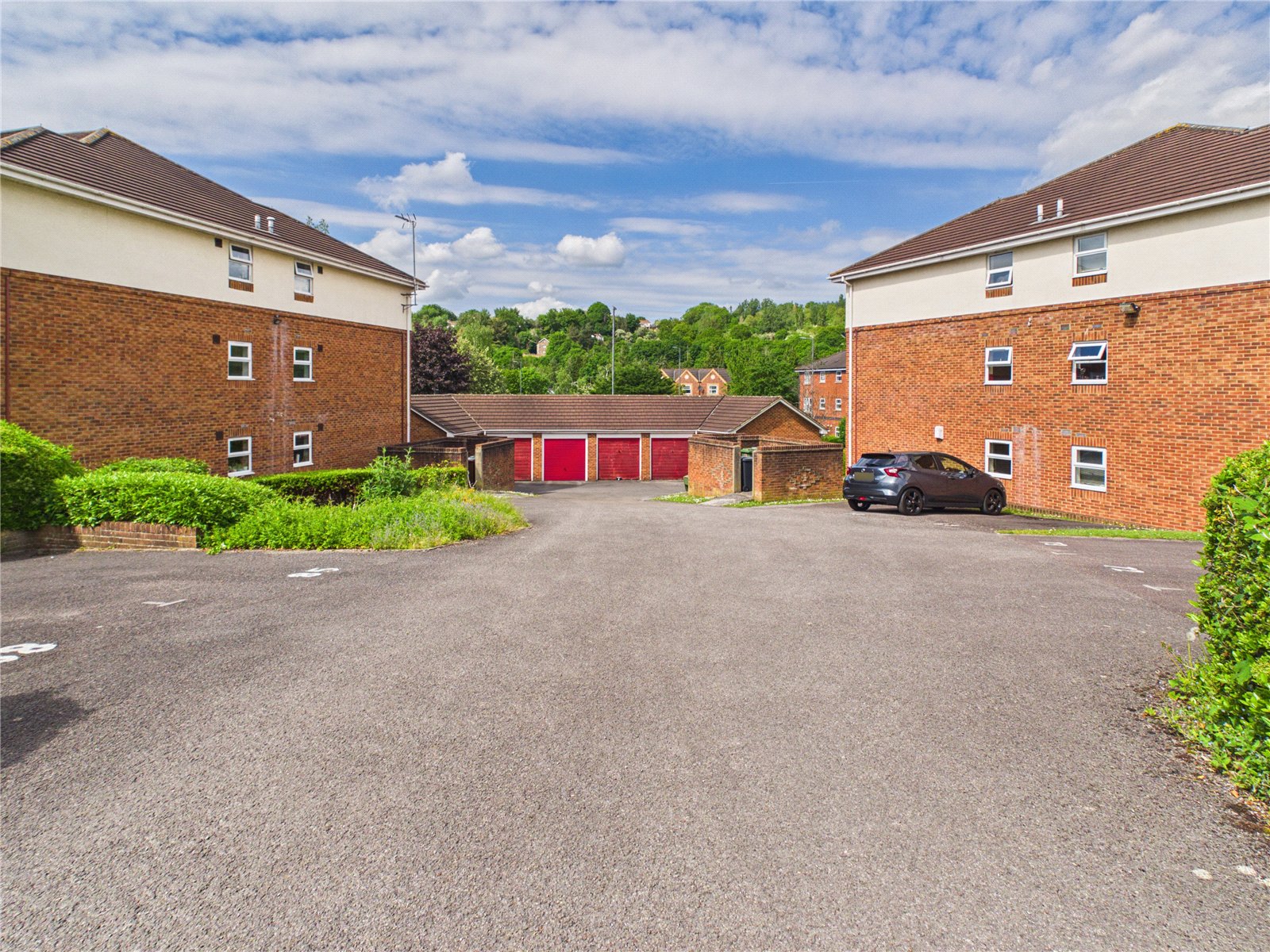 2 bedroom Flat for sale in Bristol