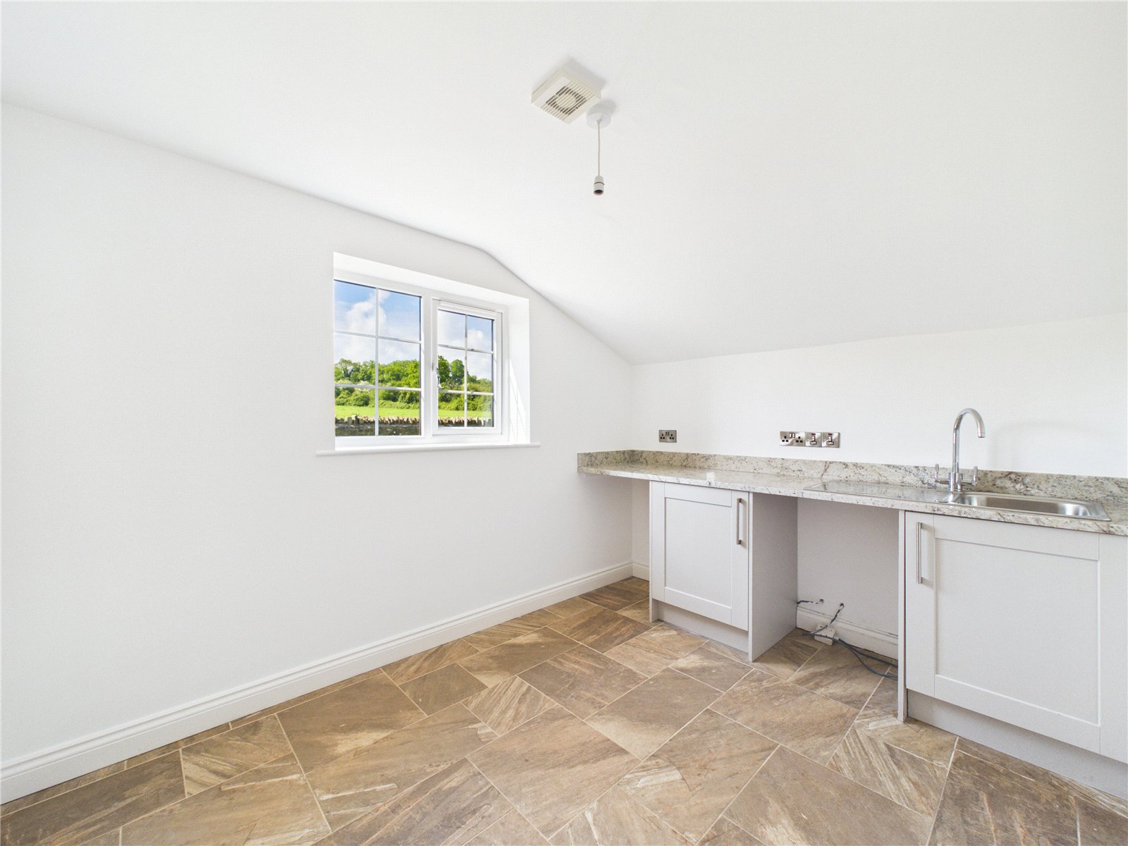 4 bedroom House for sale in Bristol, Keynsham