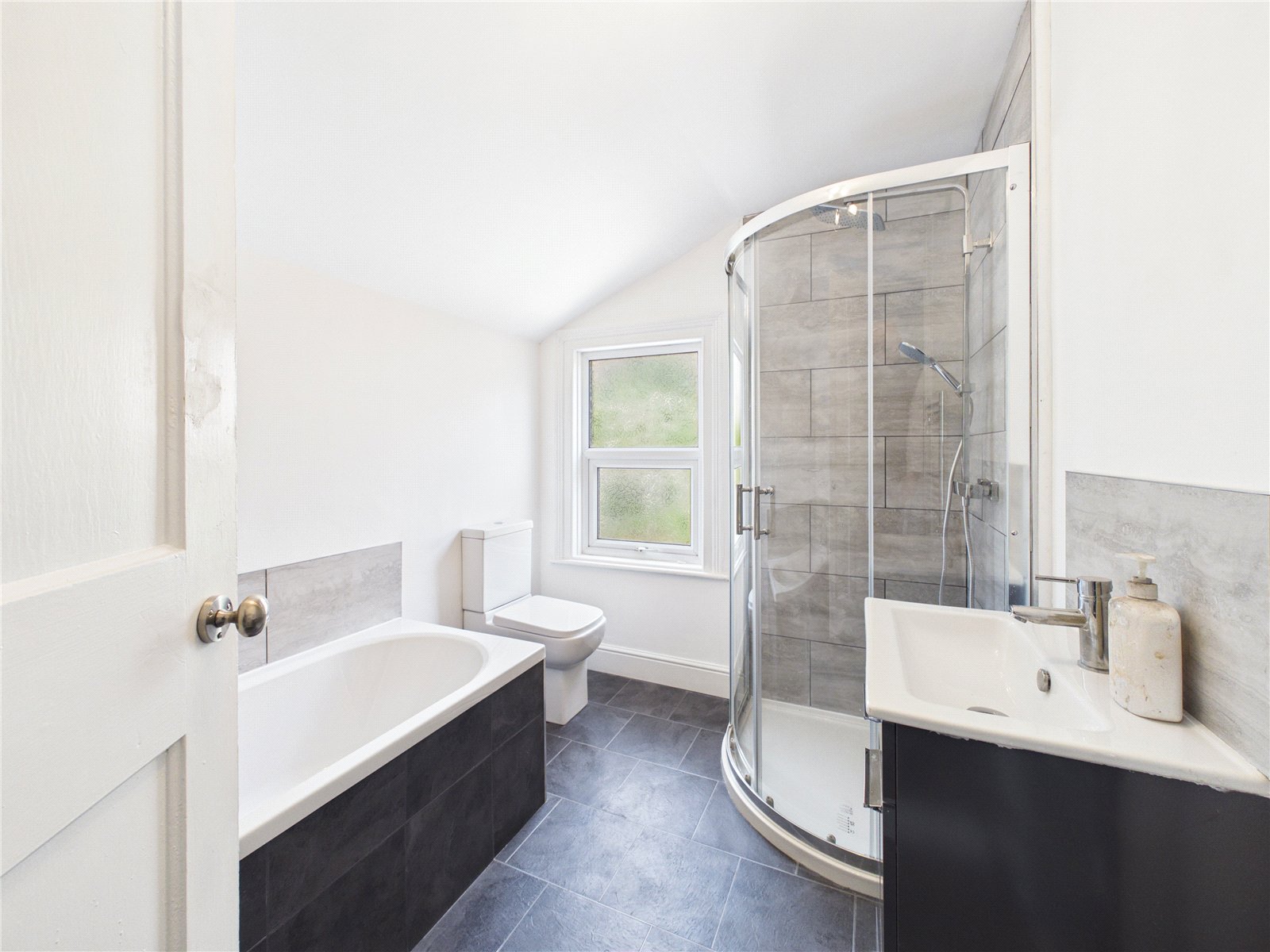 2 bedroom House for sale in Bristol