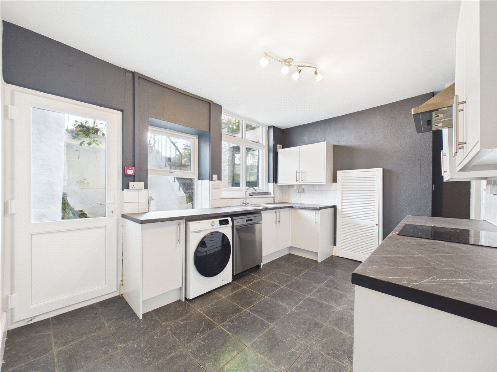 4 bedroom House for sale in Bristol
