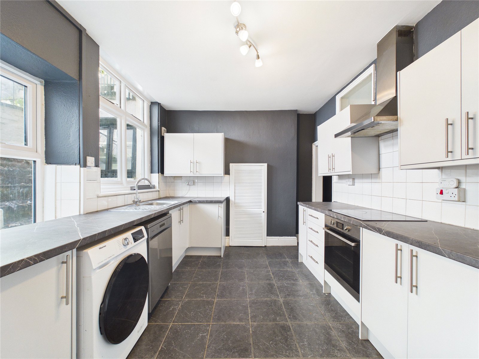 4 bedroom House for sale in Bristol